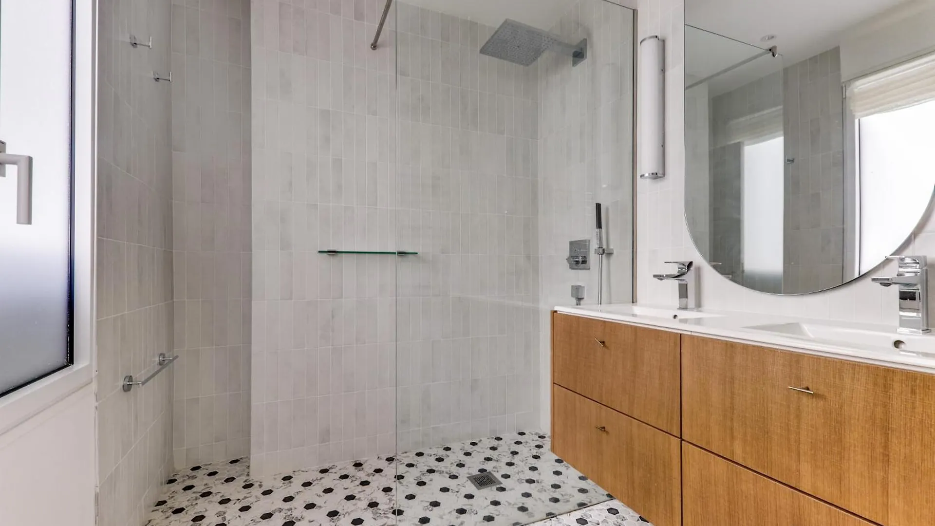 Sublime Quartier Culturel Apartment